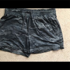 Black camo gym shorts